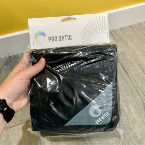 Camera Equipment - Picture 8 of 11